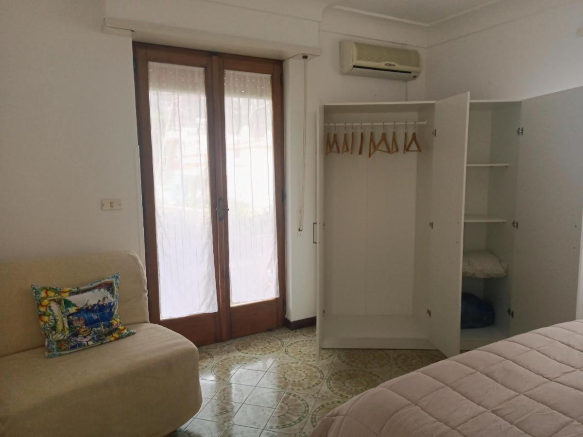 Villa Dei Fiori B&B Κάπρι Εξωτερικό φωτογραφία