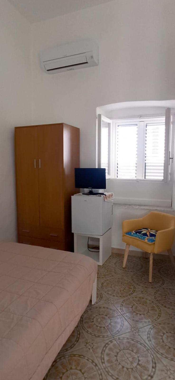 Villa Dei Fiori B&B Κάπρι Εξωτερικό φωτογραφία