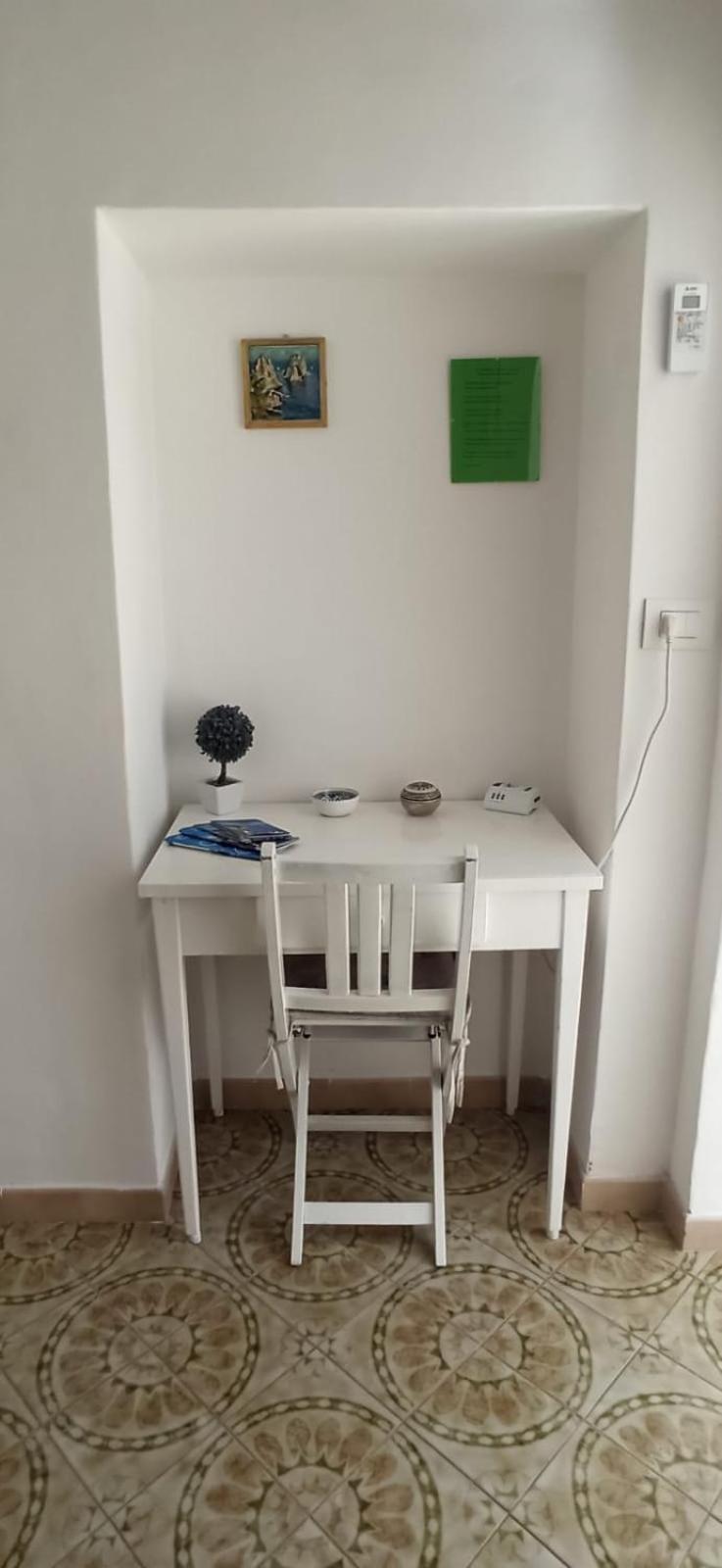 Villa Dei Fiori B&B Κάπρι Εξωτερικό φωτογραφία